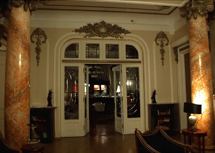Grand Boutique